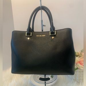 Michael Kors Black Tote/ Shoulder Bag EUC